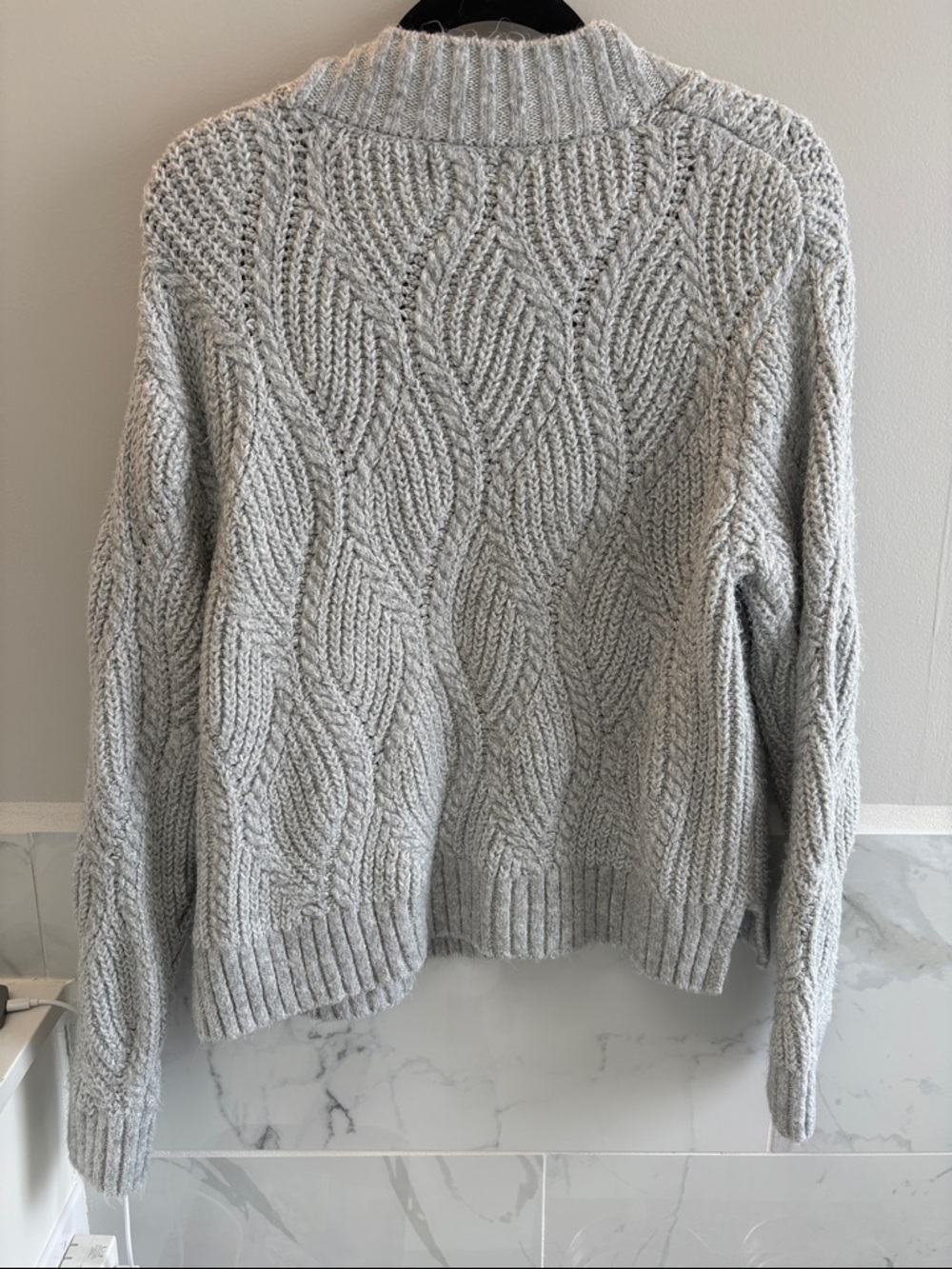 Universal Thread Light Gray Sparkle Cable Knit Button-Front Cardigan - Picture 4 of 4
